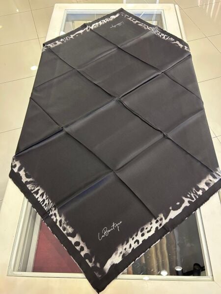 KENARI LEOPAR DESENLİ SURA İPEK EŞARP/ LABOUTİQUE