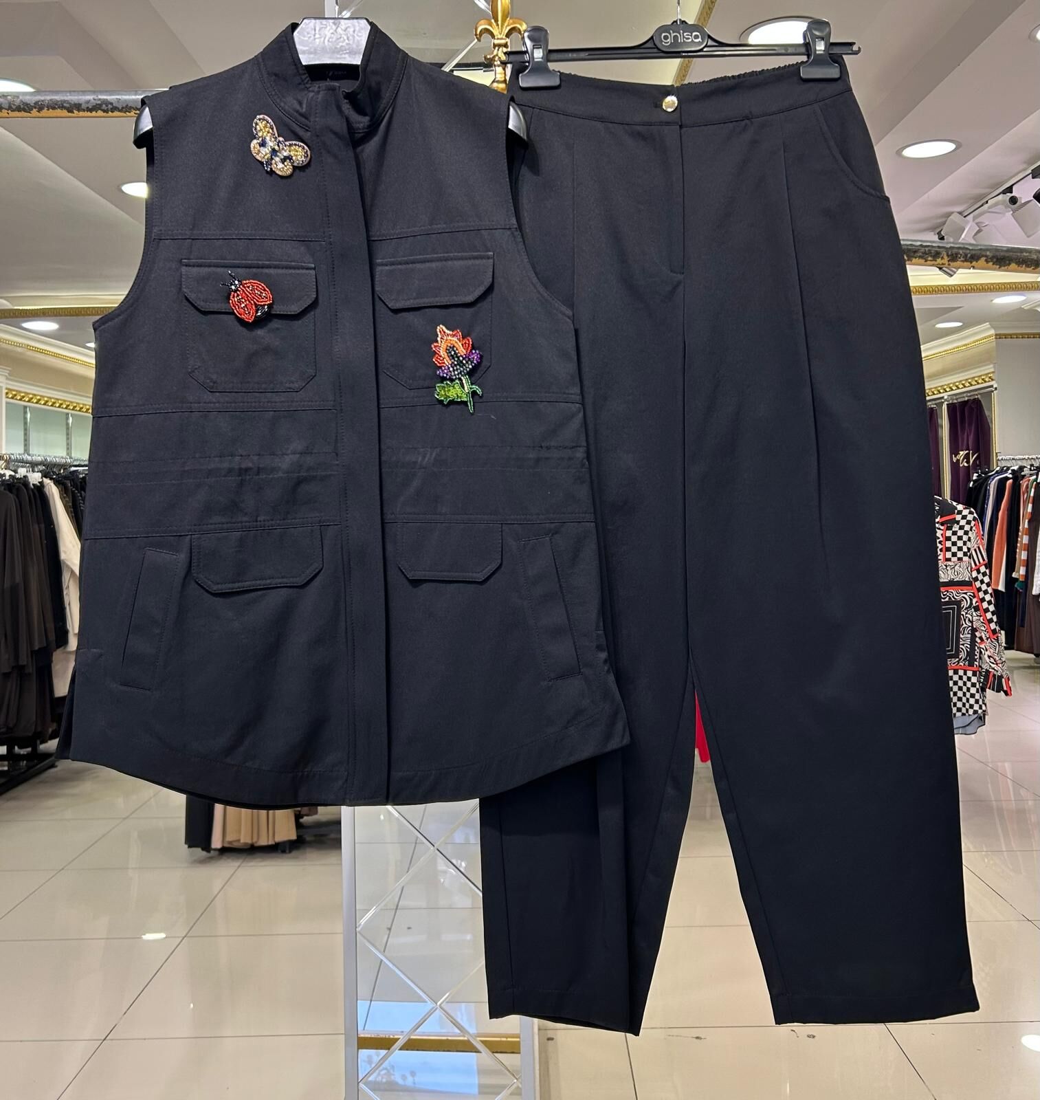 BROŞ DTY. YELEK VE PANTOLON TAKIM/ GHISA