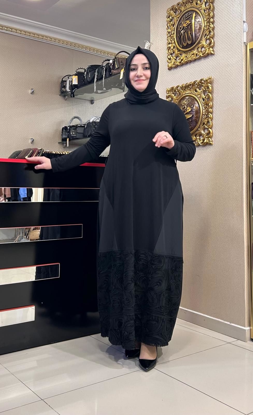 ﻿ETEK UCU İŞLEMELİ KRİSTAL PENYE ELBİSE/NURCAN ÇETİN