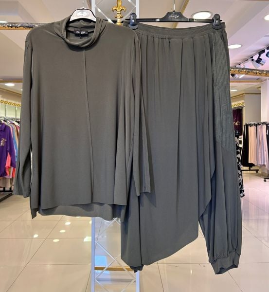 ﻿DEGAJE YAKA DTY. ŞALVAR TAKIM/ NURCAN ÇETİN