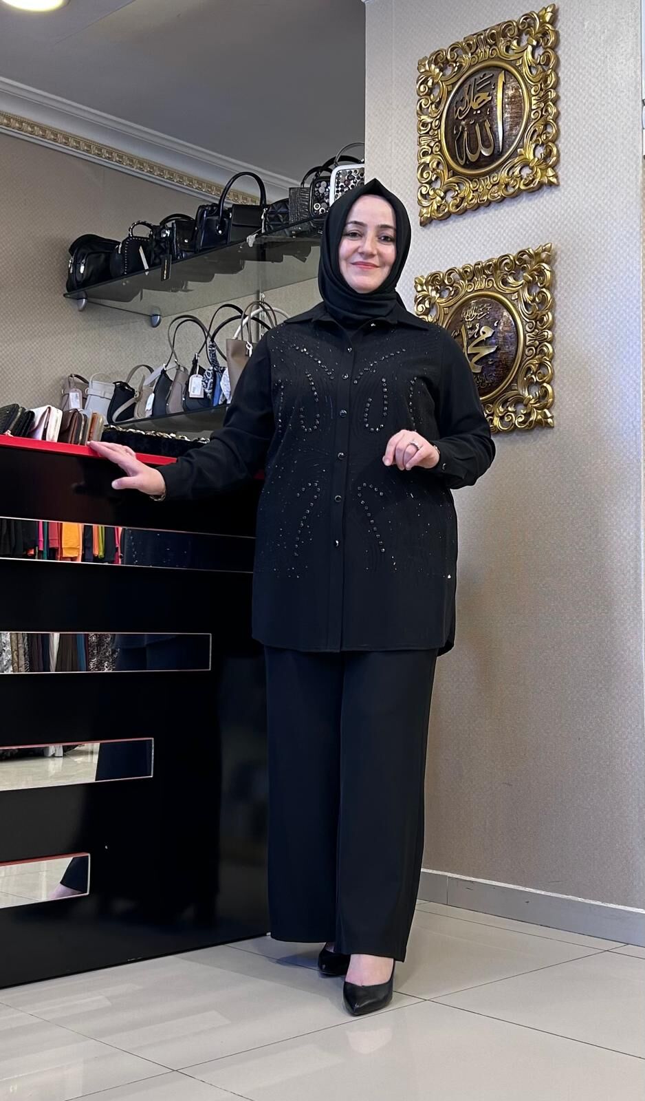 TAŞ İŞLEMELİ TENSEL GÖMLEK/ FUAT GÜRŞEN 