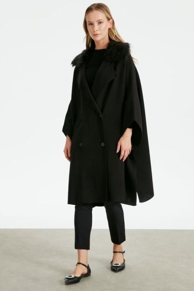 YAKASI KÜRK DTY. DÜĞMELİ PANÇO/TIĞTRİKO