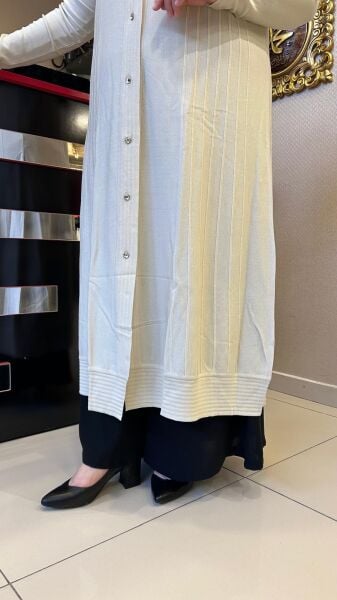 DÜĞME DTY. FİTİLLİ MERSERİZE HIRKA/ TIĞTRİKO 