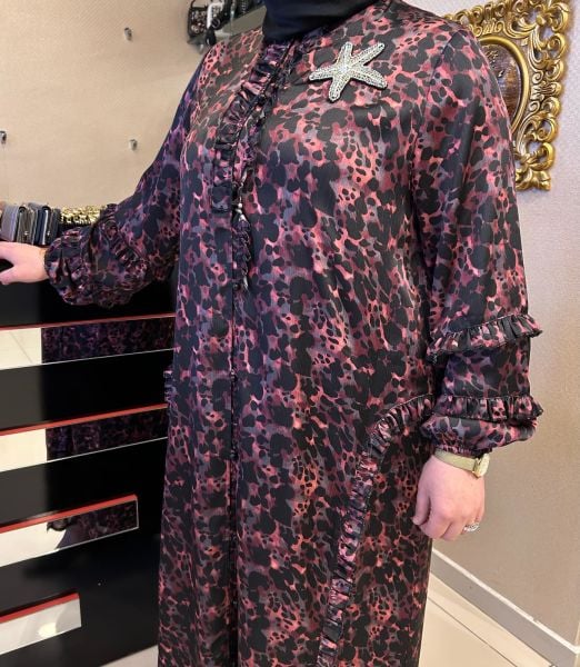 LEOPAR DESENLİ BROŞ DTY. SATEN ELBİSE/GHISA