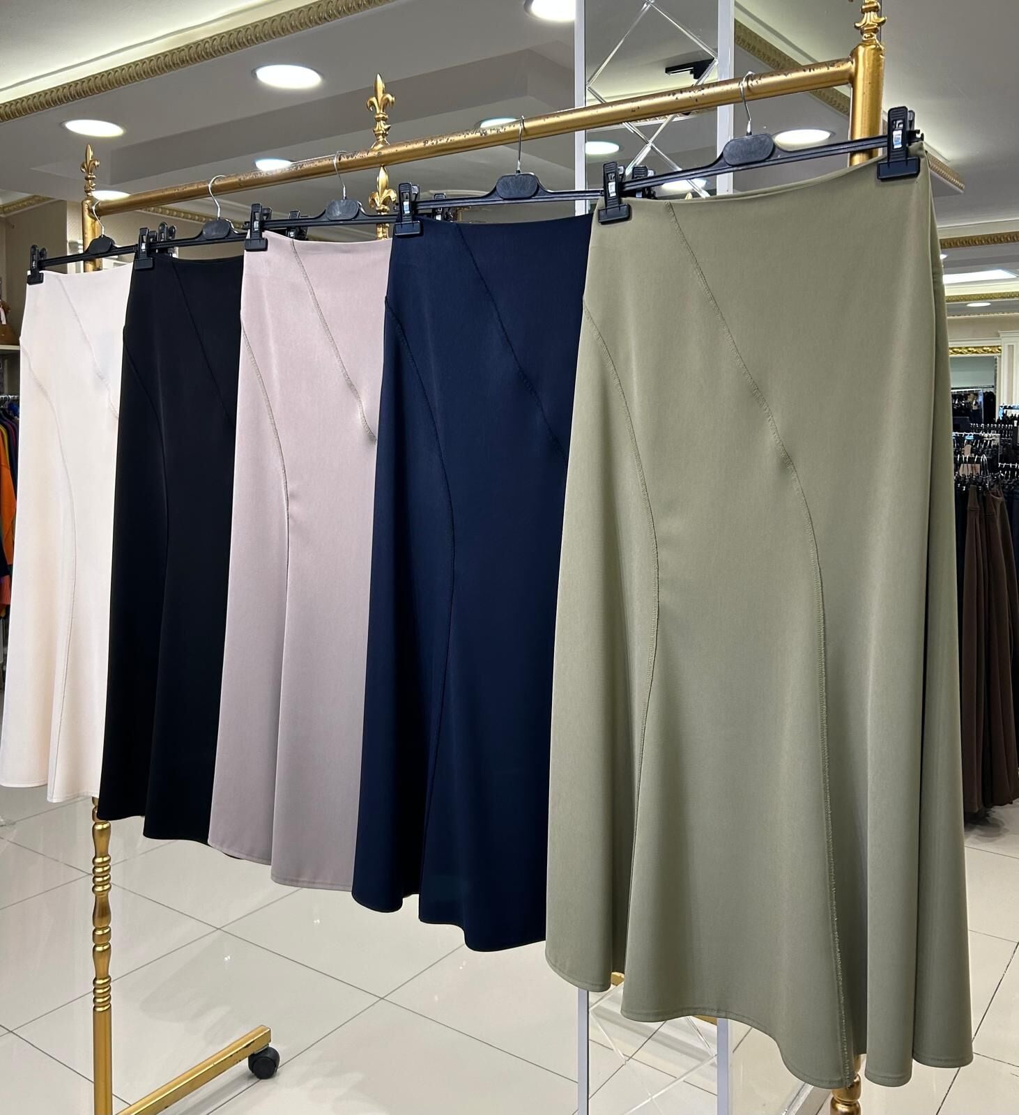 LİLİUM DİKİŞ DTY. BALIK ETEK /SENTEZ