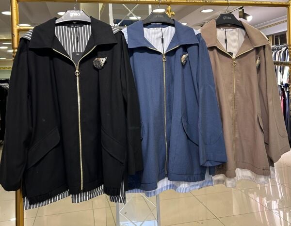 YENİSEZON KİRPİ BROŞLU KAPÜŞONLU TRENÇ/ GHISA