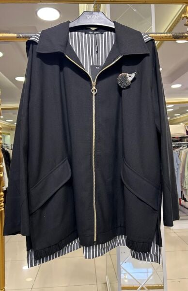 YENİSEZON KİRPİ BROŞLU KAPÜŞONLU TRENÇ/ GHISA