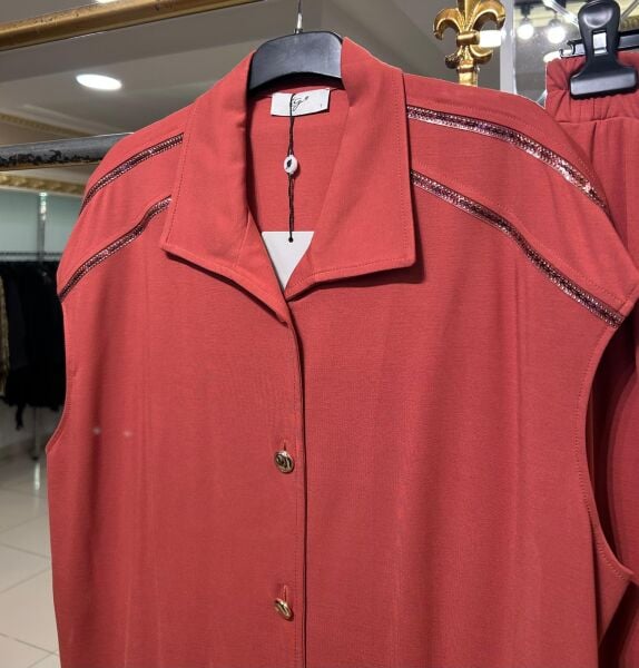 PUL ŞERİTLİ YELEK VE PANTOLON TAKIM/ TIĞTRİKO