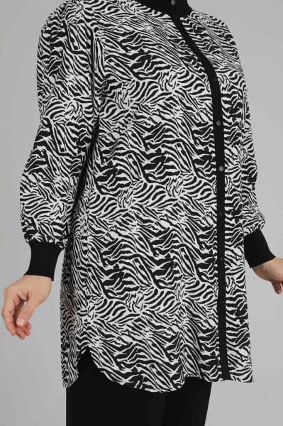 Büyük Beden Tesettür Zebra Desenli Pantolonlu Takım Siyah