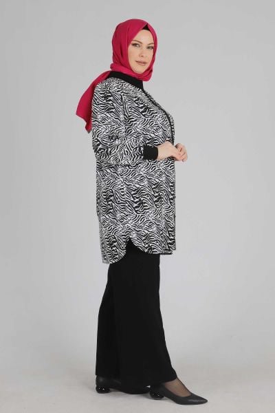Büyük Beden Tesettür Zebra Desenli Pantolonlu Takım Siyah