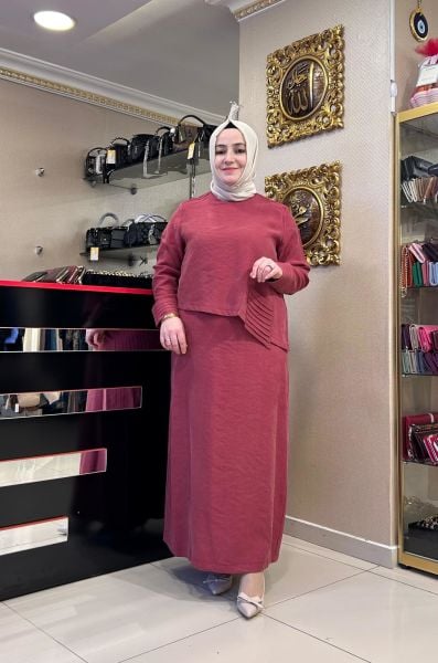 ﻿ÜZERİ ÇİZGİ DETAYLI ELBİSE/NUSS