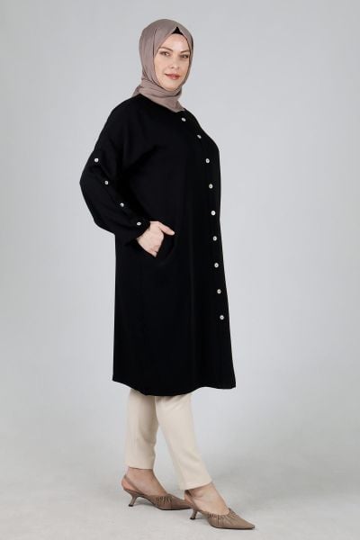Büyük Beden Tesettür Düğmeli Kap Siyah