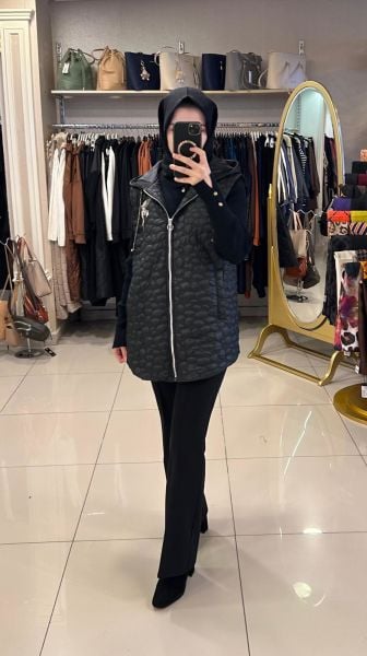 ﻿MONT KUMAŞ İŞLEME DTY. KAPÜŞONLU YELEK /GHISA