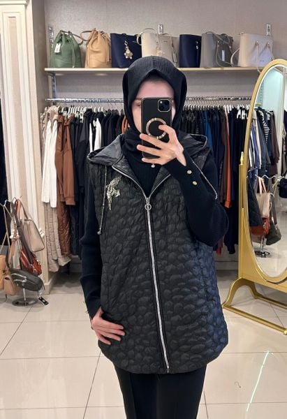 ﻿MONT KUMAŞ İŞLEME DTY. KAPÜŞONLU YELEK /GHISA