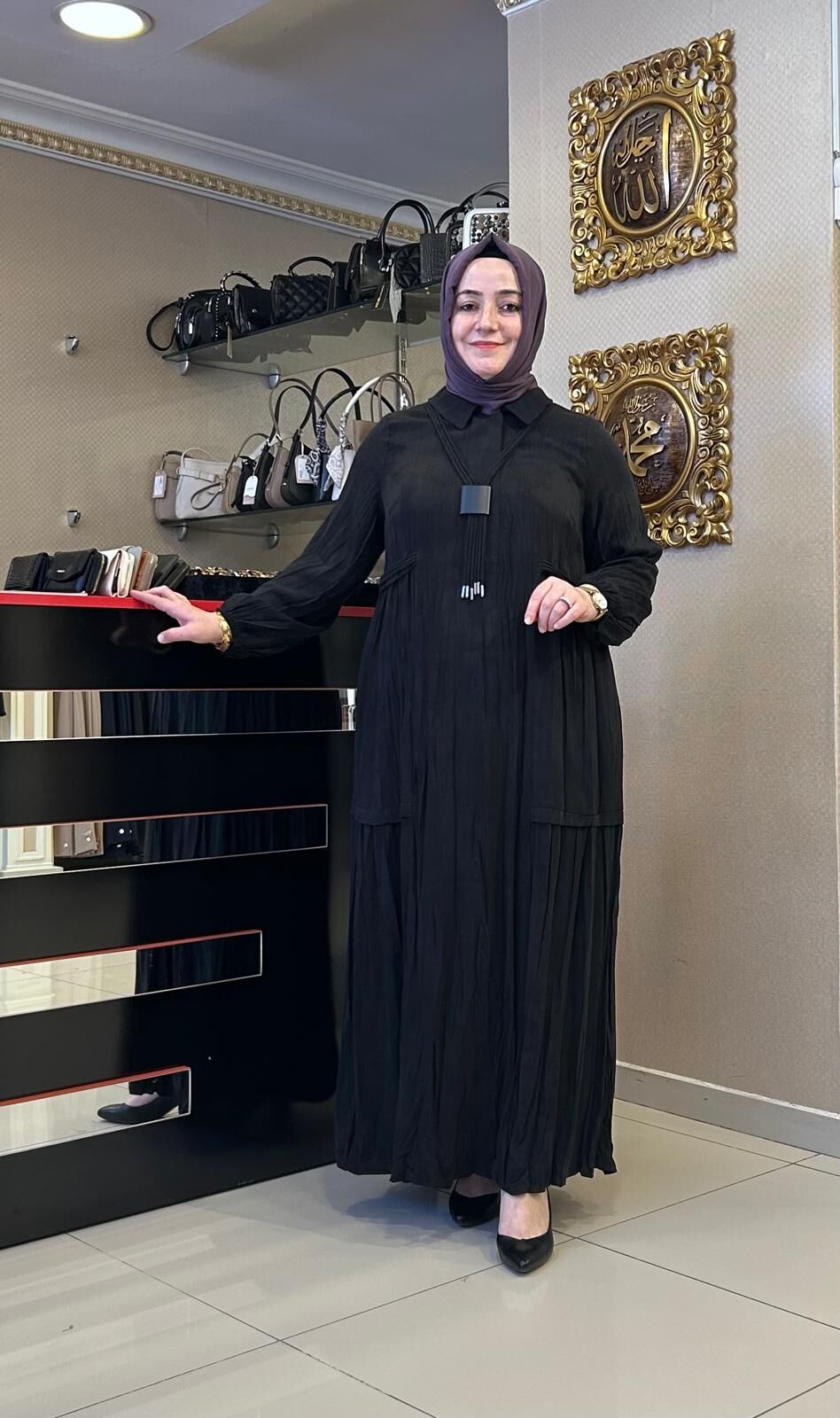 KENDİNDEN DESENLİ KOLYE DTY. VİSKON ELBİSE/ LISSMORE 