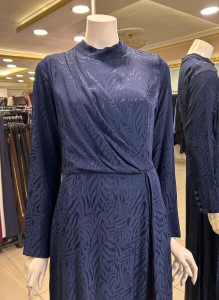 KENDİNDEN DESENLİ JAKAR KUMAŞ ELBİSE/SEÇİL