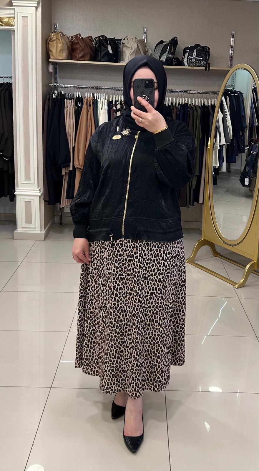 ﻿SATEN KIRIŞTIRMA CEKET VE LEOPAR ETEKLİ TAKIM/MÜSEMMA