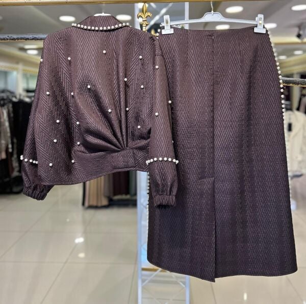 KABARTMA DESEN İNCİ DTY. ETEKLİ TAKIM/ THREE LIGHT