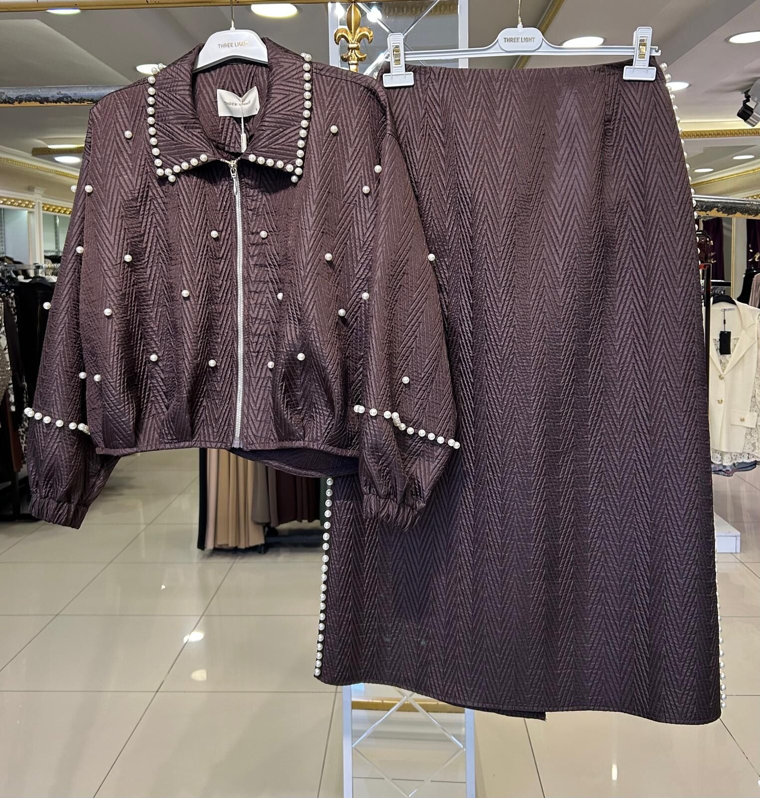 KABARTMA DESEN İNCİ DTY. ETEKLİ TAKIM/ THREE LIGHT