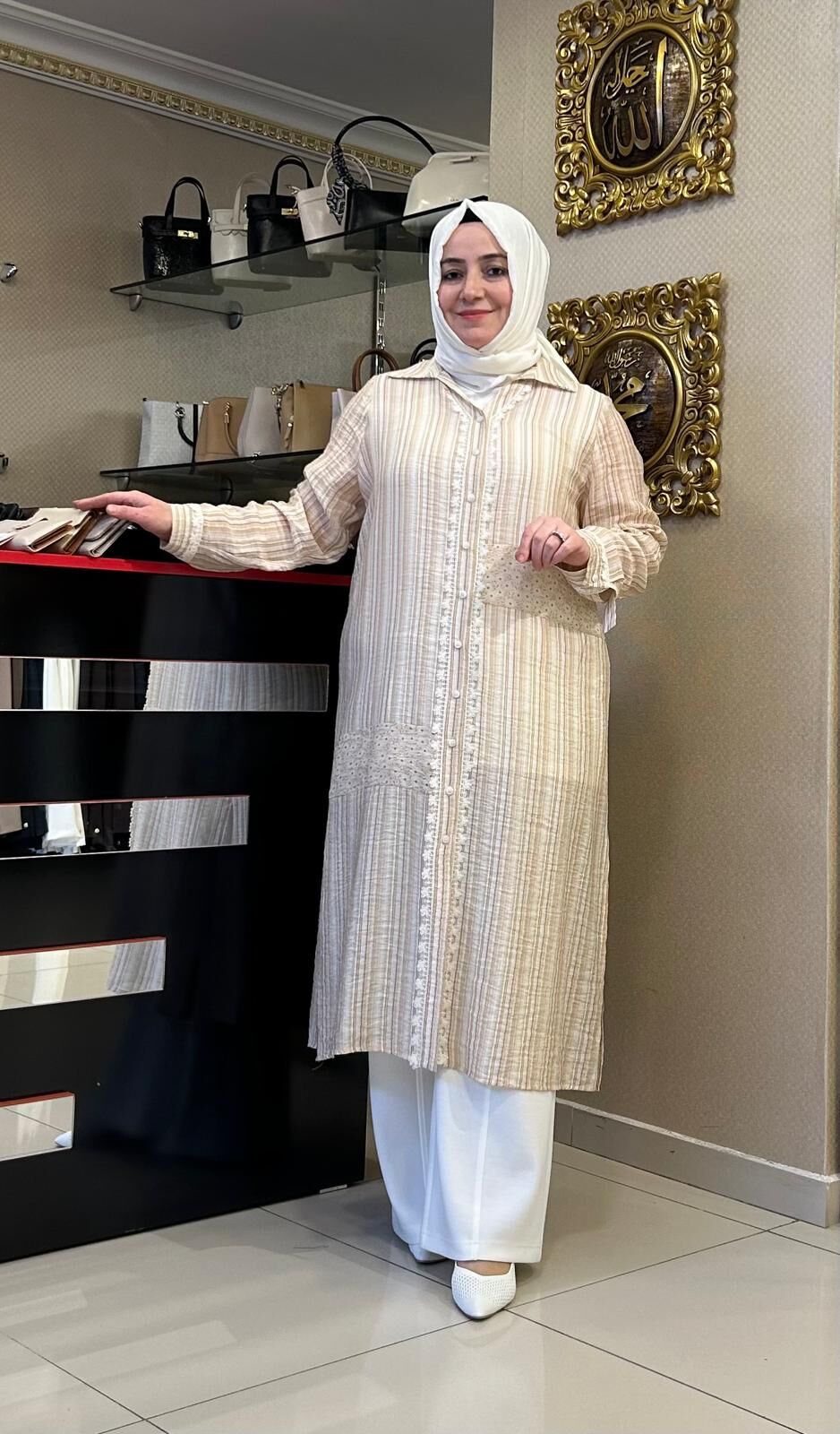 DANTEL İŞLEMELİ ÇİZGİLİ VİZKOZ GÖMLEK /SEÇİL