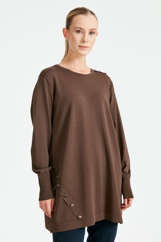 DÜĞME DETAYLI BASİC RAYON TUNİK KAHVE