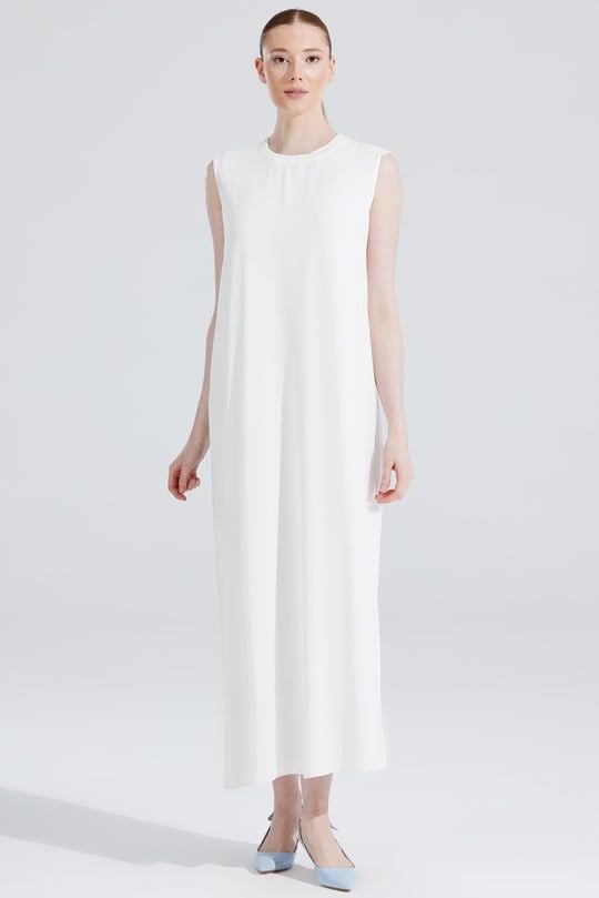 ﻿ÖNÜ ŞİFONLU KOLSUZ İÇLİK ELBİSE/TIĞTRİKO