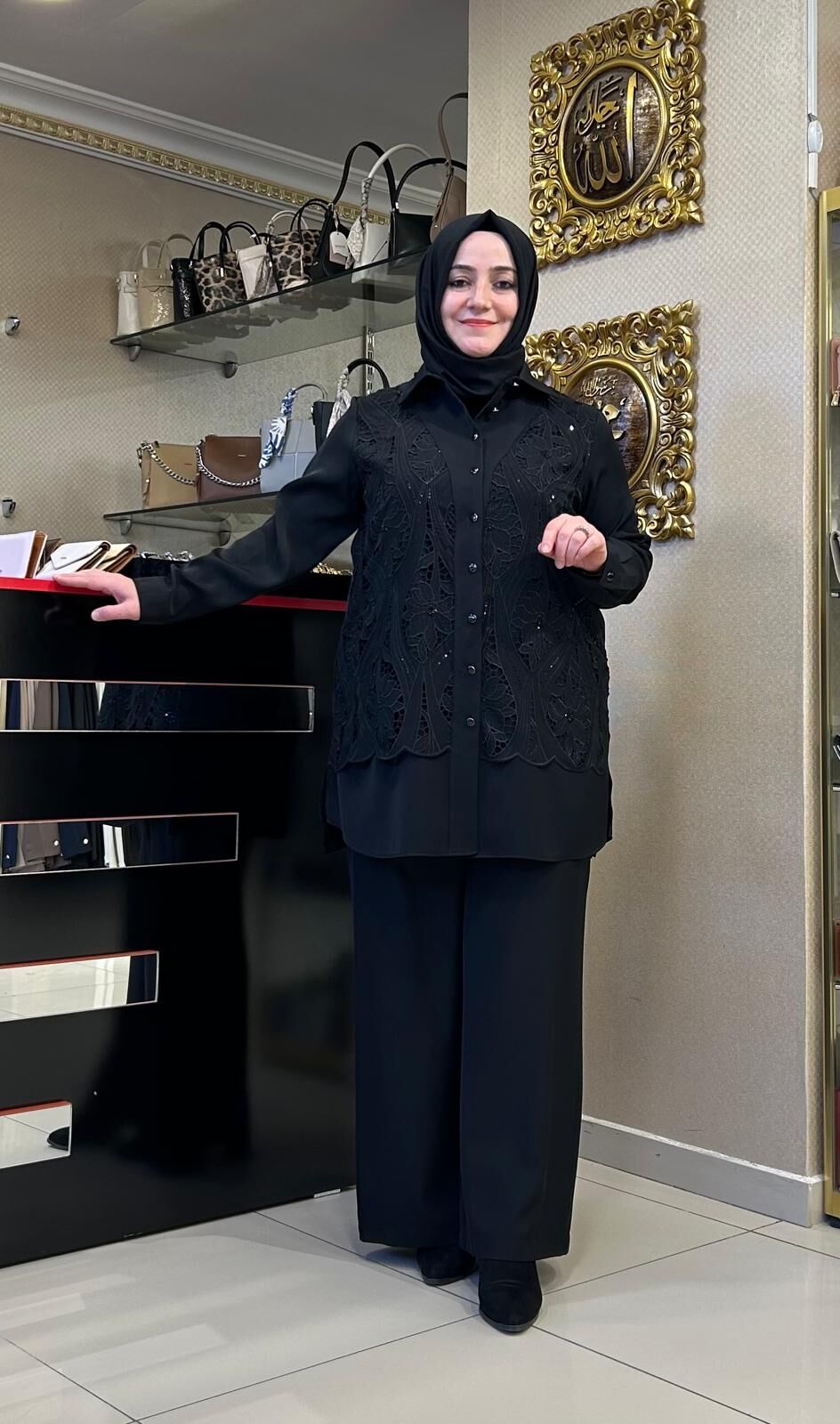 PUL VE GÜPÜR DTY. KREP GÖMLEK/ FUAT GÜRŞEN 