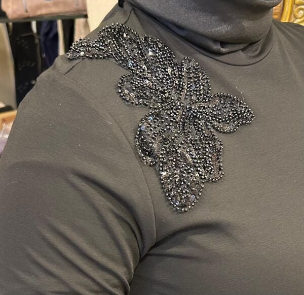 OMZU BONCUK İŞLEMELİ ETEĞİ ŞİFON DTY. ELBİSE/NURCAN ÇETİN