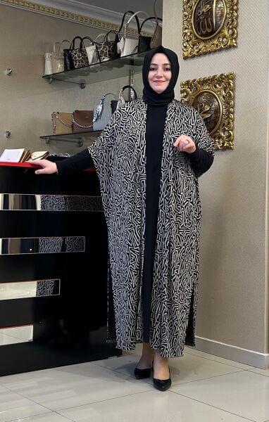 KENDİNDEN DESENLİ HIRKA VE ELBİSE TAKIM/NURCAN ÇETİN 