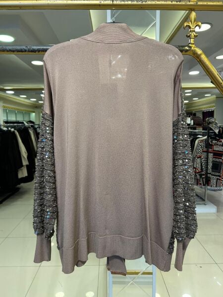 TAŞLI DÜĞMELİ PUL İŞLEMELİ MERSERİZE HIRKA /GHISA