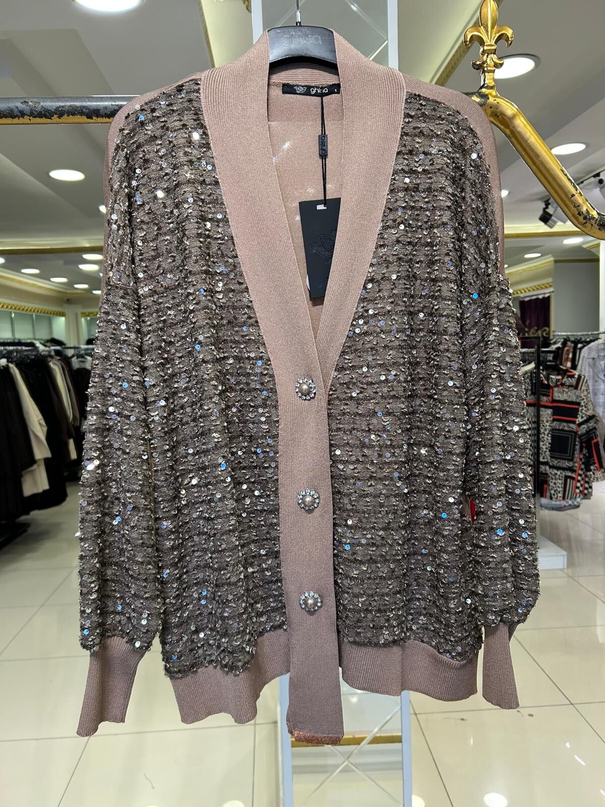 TAŞLI DÜĞMELİ PUL İŞLEMELİ MERSERİZE HIRKA /GHISA