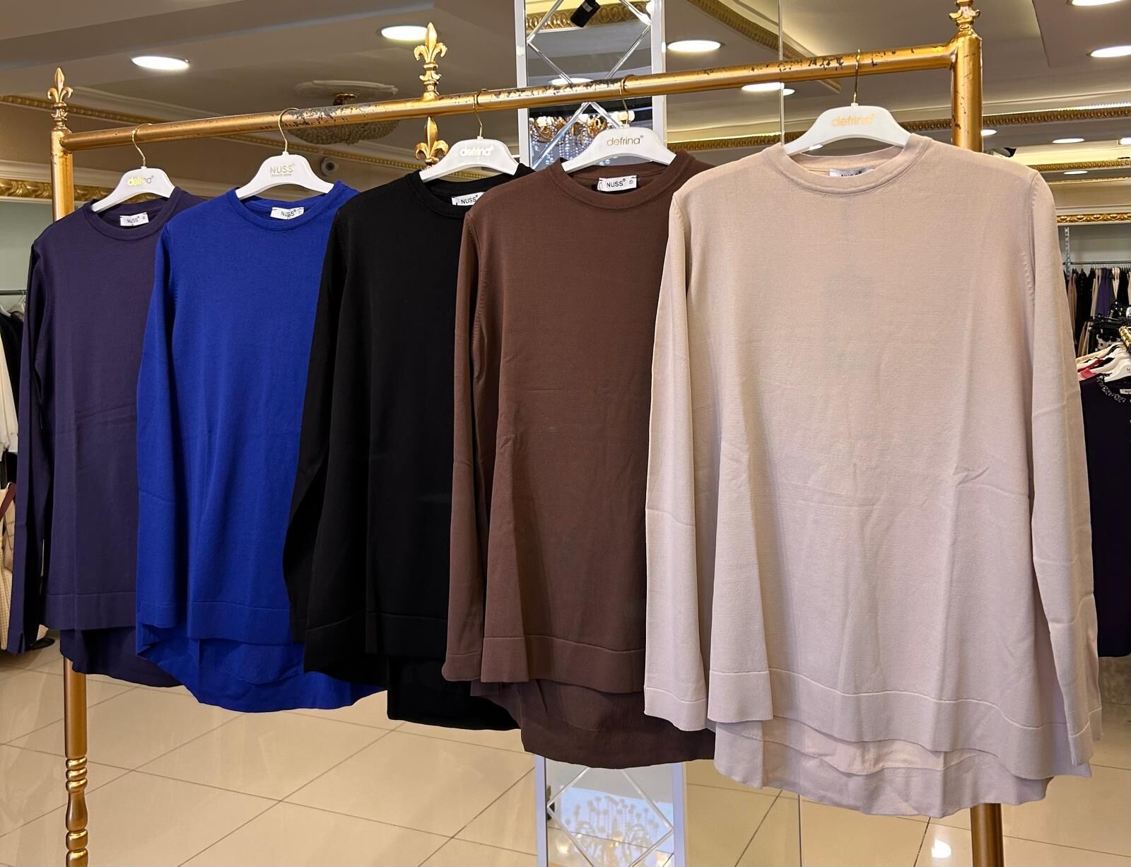 ﻿ÖNÜ KISA ARKASI UZUN MERSERİZE BLUZ/ NUSS