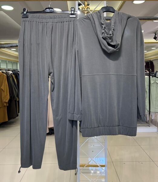 KAPÜŞON DTY. HIRKA VE PANTOLON TAKIM/ TIĞTRİKO