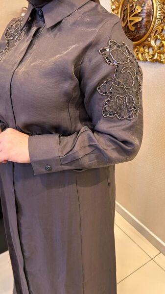 BONCUK İŞLEMELİ BELİ KEMERLİ ELBİSE/ LISSMORE