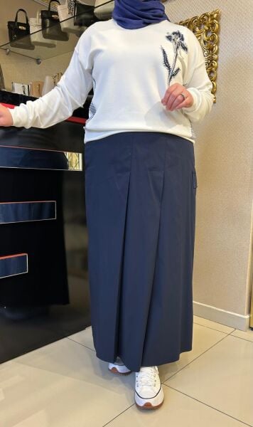 TAŞ İŞLEMELİ BLUZ VE PARAŞÜT KUMAŞ ETEK TAKIM/ FUAT GÜRŞEN