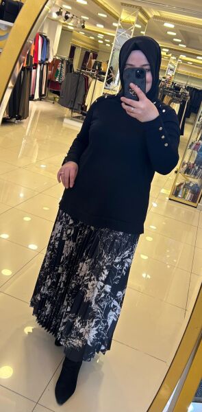 SİYAH BEYAZ DESENLİ PİLİSE ETEK /SENTEZ