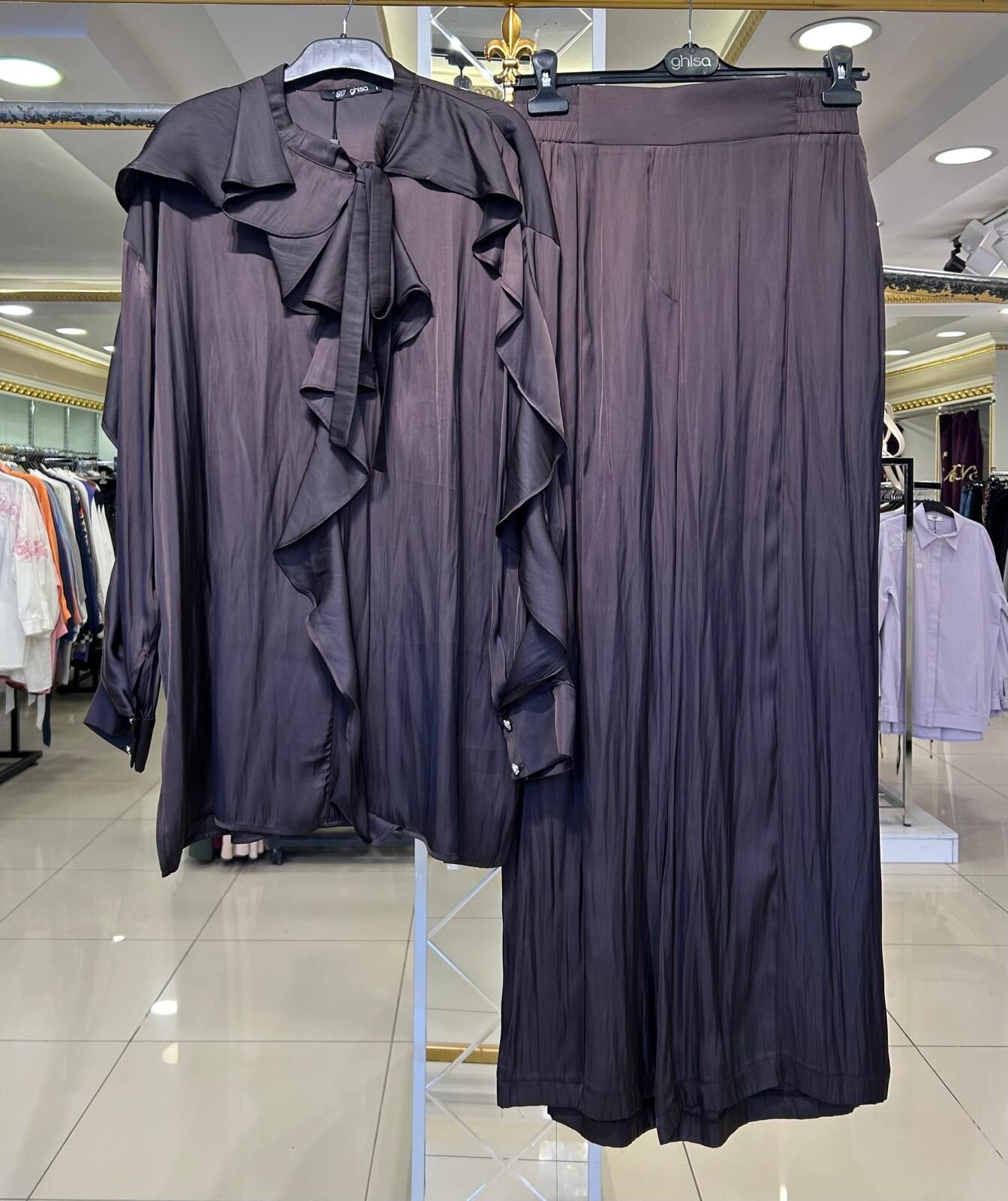 TUNİĞİ FULAR VE FIRFIR DTY. PANTOLONLU TAKIM/ GHISA