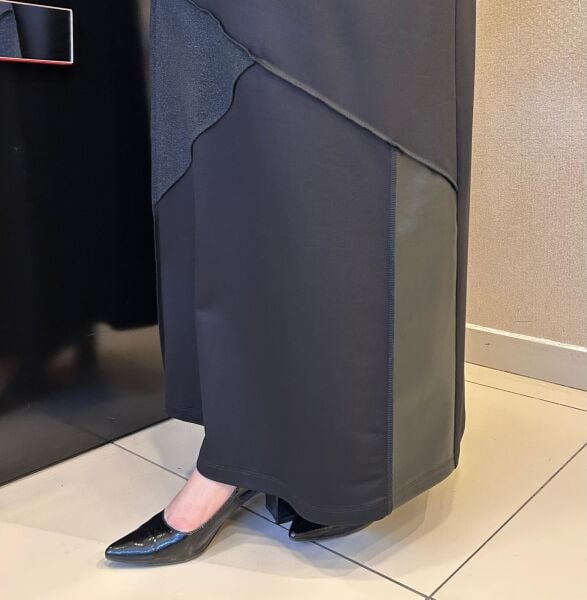 SİM VE DERİ DETAYLI ELBİSE/ DEFRİNA