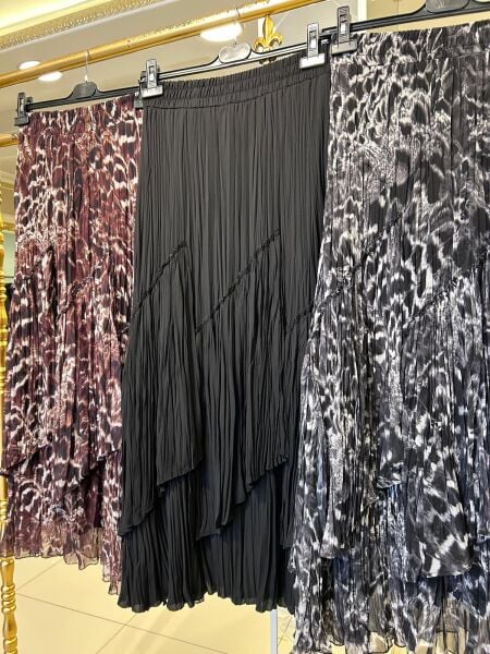 VİOLA PARÇALI KIRIŞTIRMA ŞİFON ETEK/ SENTEZ