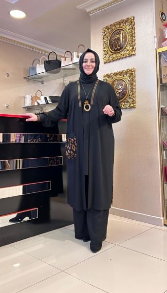 LEOPAR DESENLİ KOLSUZ İÇLİK VE HIRKA TAKIM/MÜSEMMA