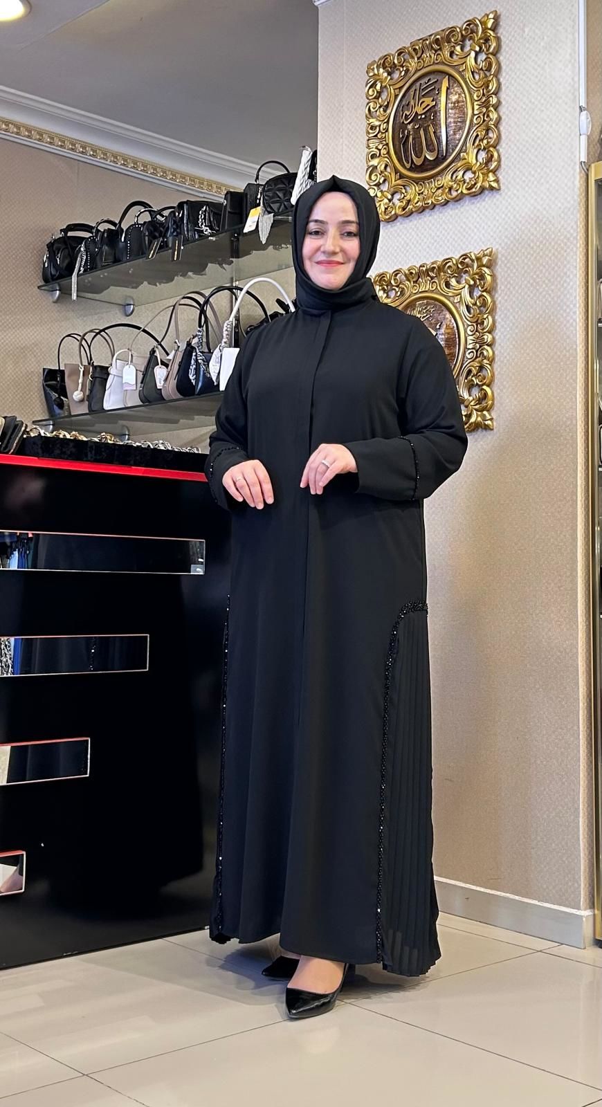 TAŞ VE PİLİSE DETAYLI ABAYA-FERACE/BEHREM