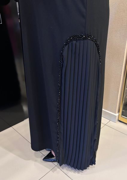 TAŞ VE PİLİSE DETAYLI ABAYA-FERACE/BEHREM