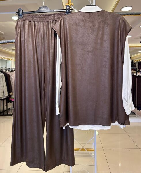 GÖMLEKLİ LATEKS DERİ 3'LÜ TAKIM/ NURCAN ÇETİN