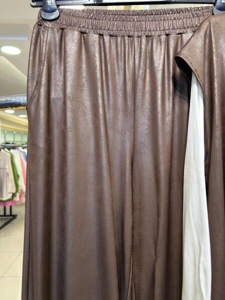 GÖMLEKLİ LATEKS DERİ 3'LÜ TAKIM/ NURCAN ÇETİN