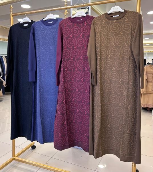 ÖNÜ İPEK CUPRA NAKIŞ DTY. MERSERİZE ELBİSE/NUSS