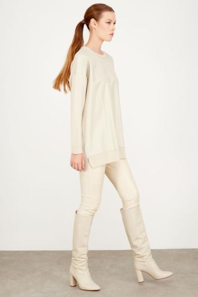 ÖNÜ DERİ DETAYLI TRİKO TUNİK BEJ