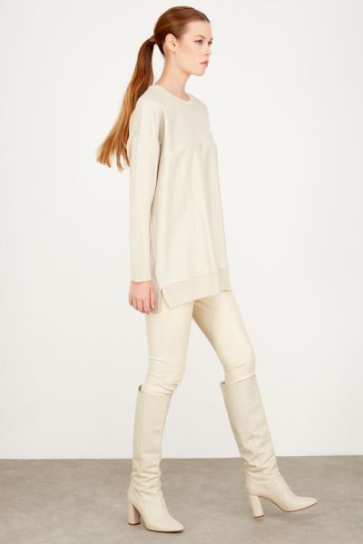 ÖNÜ DERİ DETAYLI TRİKO TUNİK BEJ