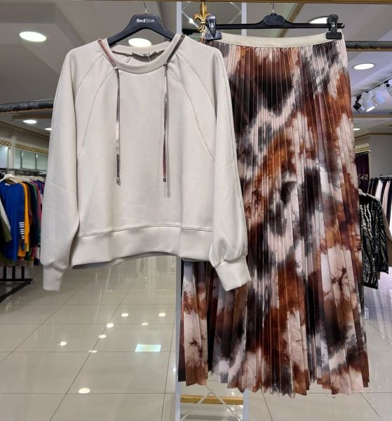 DALGIÇ KUMAŞ SWEAT VE LATEKS DERİ PİLİSE ETEK TAKIM/SEÇİL