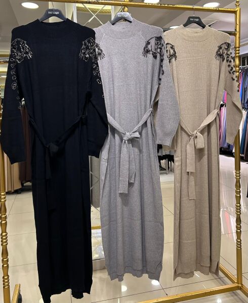 OMZU BONCUK İŞLEMELİ TRİKO ELBİSE/ FUAT GÜRŞEN 