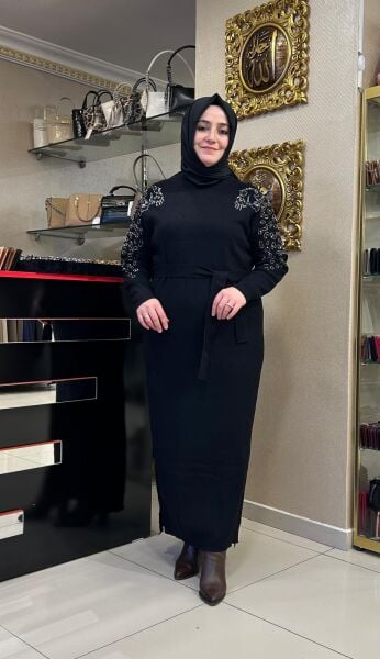 OMZU BONCUK İŞLEMELİ TRİKO ELBİSE/ FUAT GÜRŞEN 